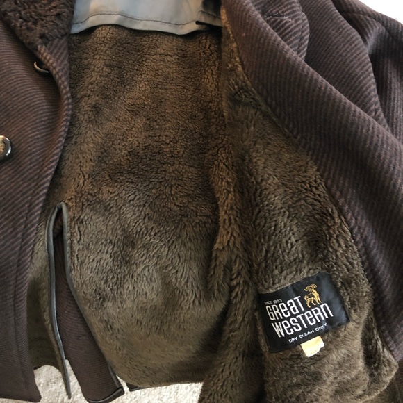 Men’s Classic Wool Coat - Picture 4 of 5